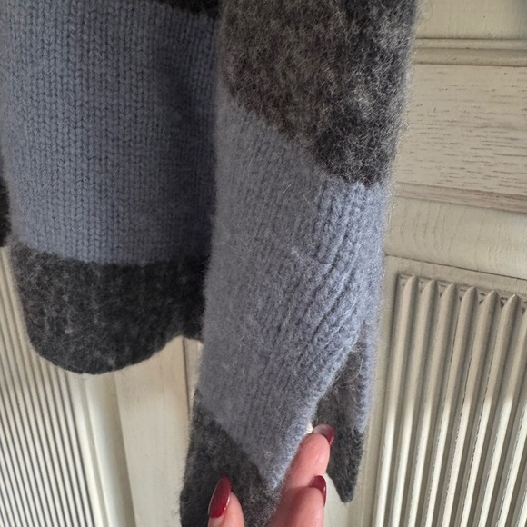 Madewell Women’s Wool Blend Blue and Black Rugby Striped Sweater, Large - Picture 15 of 16